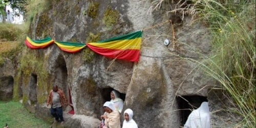 adadi-mariam-rock-hewn-church